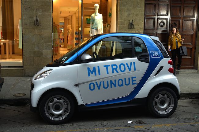 Agosto 2013 car2go entra in servizio a Milano, rivoluzionando la mobilità cittadina Agosto 2013 car2go entra in servizio a Milano, rivoluzionando la mobilità cittadina
