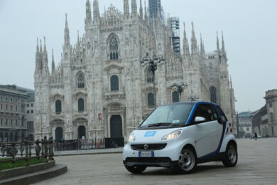 Agosto 2013 car2go entra in servizio a Milano, rivoluzionando la mobilità cittadina