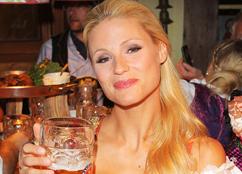In 6 milioni all’Oktoberfest di Monaco: tutti pazzi per la birretta