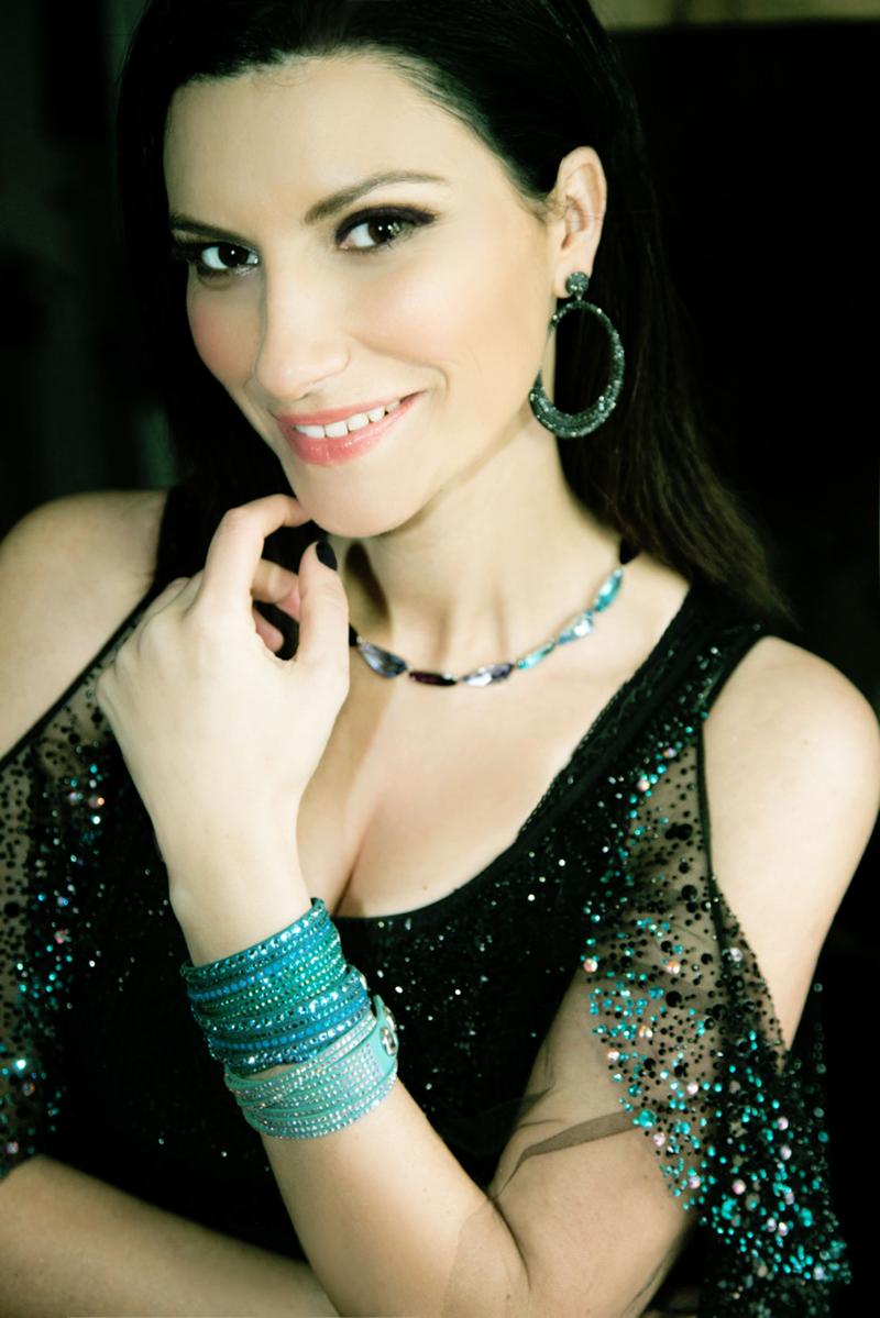 Laura Pausini si rimette in forma: “Sono a dieta, si vede!” Laura Pausini si rimette in forma: “Sono a dieta, si vede!”