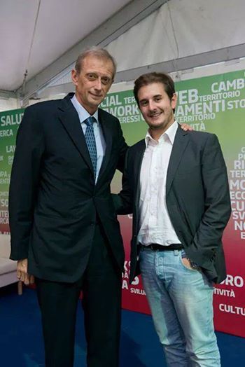 Razzano tuttofare, i figli di Delrio e gli azzurri. Cattiverie dalla Festa dell’Unità