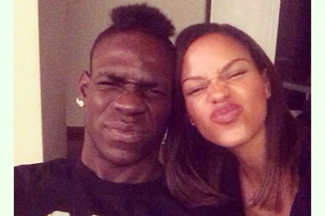Balotelli, Fanny mostra le…. prove: “Vi sembro incinta?” Balotelli, Fanny mostra le…. prove: “Vi sembro incinta?”