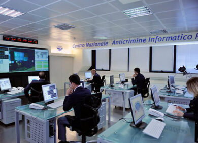 Recupero crediti “a tutti i costi”. Nella banda anche un poliziotto