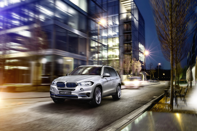 BMW tante novità al prossimo Salone di Parigi BMW tante novità al prossimo Salone di Parigi