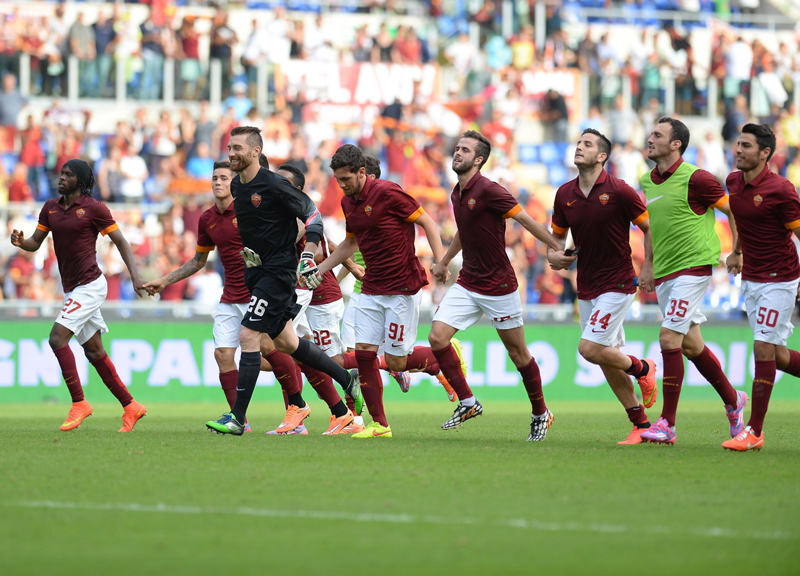 Florenzi, nonna vale una multa. E la Roma accelera. Lazio ko Florenzi, nonna vale una multa. E la Roma accelera. Lazio ko