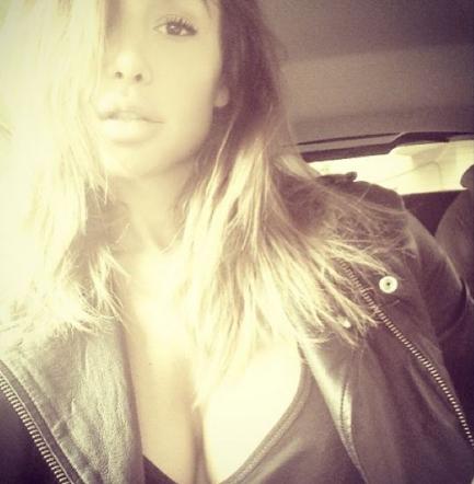 Nicole Minetti torna alle origini. Apre un centro dentistico a Roma