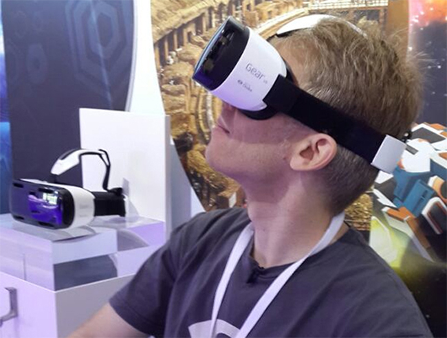 Oculus, Facebook e Samsung: la realtà virtuale sempre più mobile