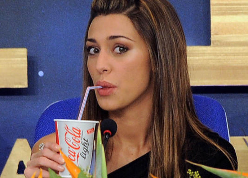 Coca Cola e Pepsi “a dieta”. Calorie giù del 20% in 10 anni Coca Cola e Pepsi “a dieta”. Calorie giù del 20% in 10 anni