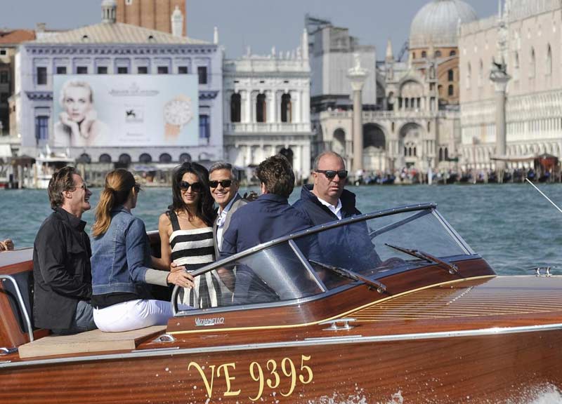 Clooney e Amaral sposi. Location e parata di vip Clooney e Amaral sposi. Location e parata di vip