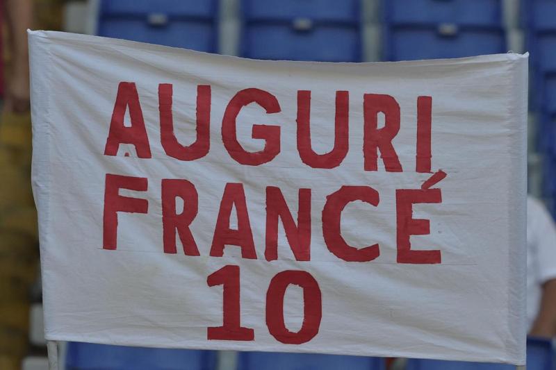 L’Olimpico con la febbre a 38-Totti. Il pupone: “Siete unici” L’Olimpico con la febbre a 38-Totti. Il pupone: “Siete unici”