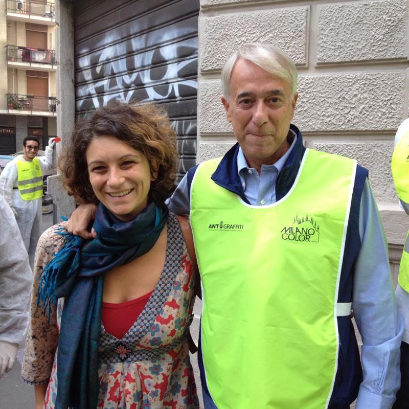 Progetto Antigraffiti in via Eustachi con il Rotary e Pisapia Progetto Antigraffiti in via Eustachi con il Rotary e Pisapia