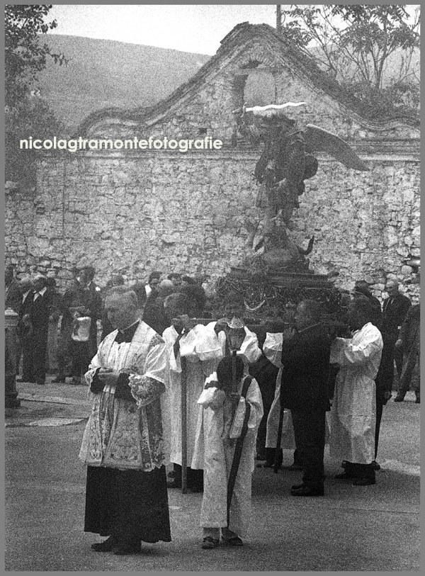 Il culto ‘Michaelico’ in Puglia e Basilicata Il culto ‘Michaelico’ in Puglia e Basilicata