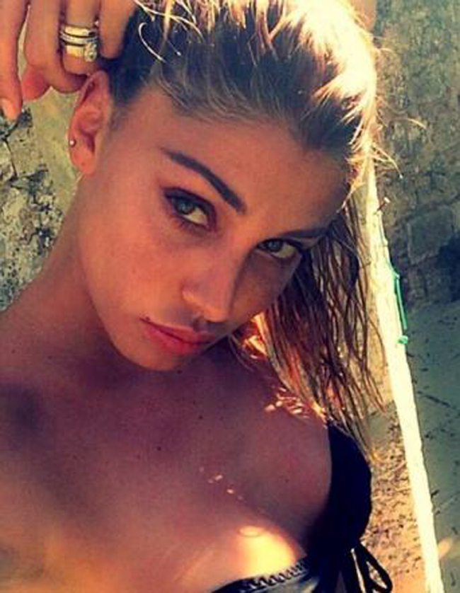 L’ultimo bikini dell’estate è di… L’ultimo bikini dell’estate è di…