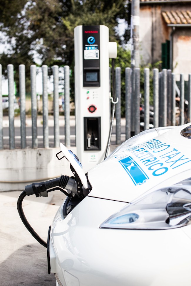 A Roma i primi taxi 100% elettrici d’Italia