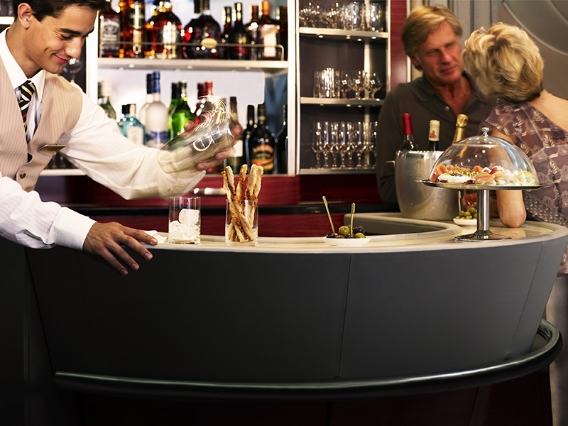 Maroni viaggia nella suite di Emirates. Rumors: “Upgrade gratuito”. Inside Maroni viaggia nella suite di Emirates. Rumors: “Upgrade gratuito”. Inside