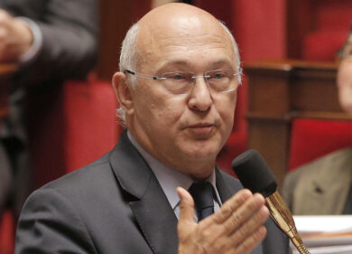 La Francia dice no all’austerity: nel 2014 deficit/Pil al 4,4%