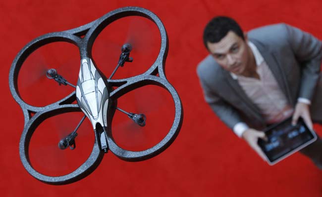 Un drone val bene una borsa di studio. A un romano il primo premio in Italia Un drone val bene una borsa di studio. A un romano il primo premio in Italia