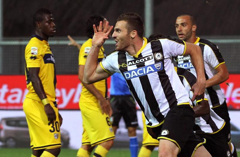 Udinese terza, Heurtaux ci crede: “Siamo migliorati, avanti così” Udinese terza, Heurtaux ci crede: “Siamo migliorati, avanti così”