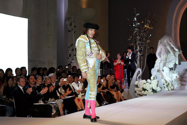 Renzo Rosso riabilita Galliano. E gli affida la direzione di Margiela Renzo Rosso riabilita Galliano. E gli affida la direzione di Margiela