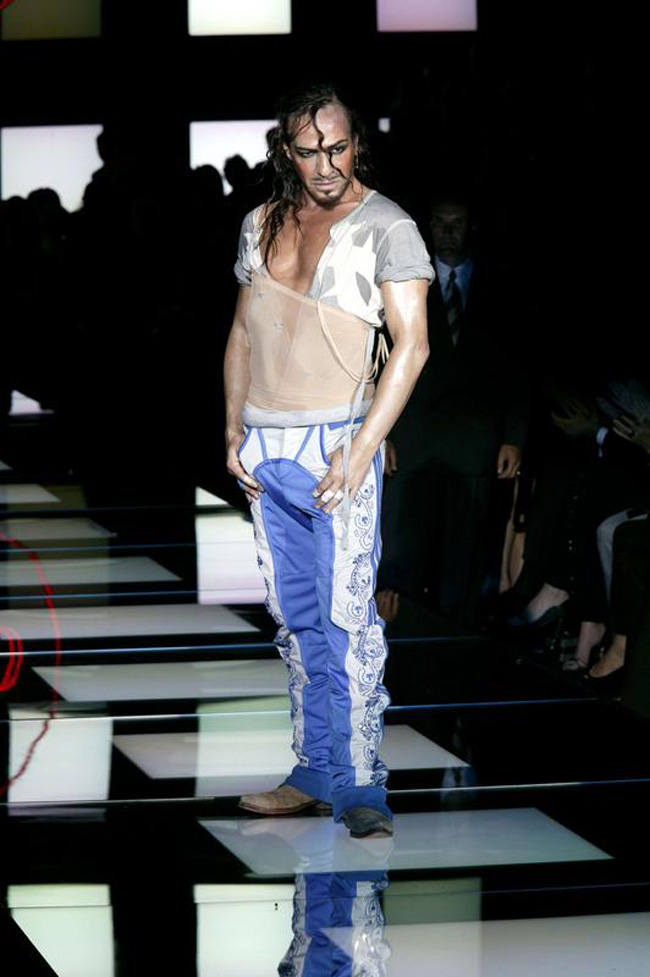 Renzo Rosso riabilita Galliano. E gli affida la direzione di Margiela Renzo Rosso riabilita Galliano. E gli affida la direzione di Margiela