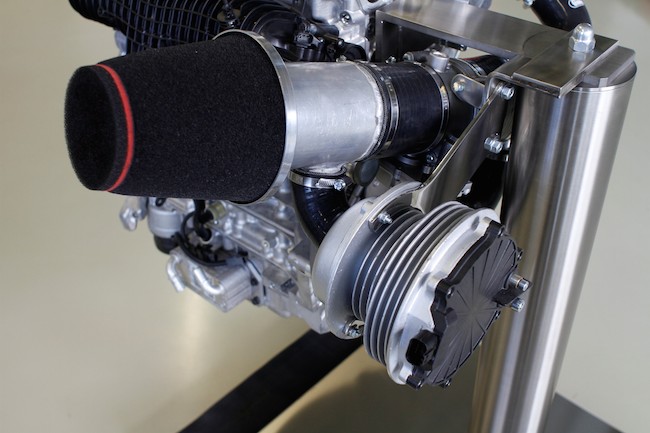Volvo presenta il prototipo del propulsore da 450 CV High Performance Drive-E Volvo presenta il prototipo del propulsore da 450 CV High Performance Drive-E