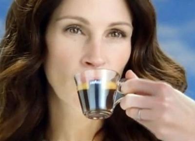 Julia Roberts nuovo volto di Calzedonia: quando Hollywood fa spot in Italia Julia Roberts nuovo volto di Calzedonia: quando Hollywood fa spot in Italia