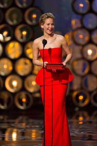 Jennifer Lawrence: “Mi hanno violentata” Jennifer Lawrence: “Mi hanno violentata”