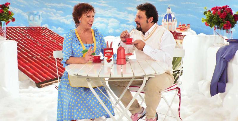 Lavazza da Carosello al paradiso. E il marchio ora torna sulla Terra Lavazza da Carosello al paradiso. E il marchio ora torna sulla Terra