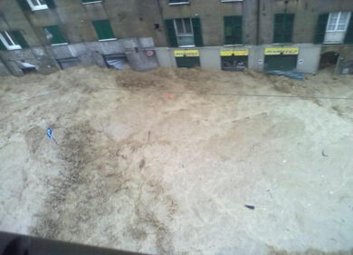 Alluvione e disastro a Genova, il prefetto: “Allarme sino lunedì”