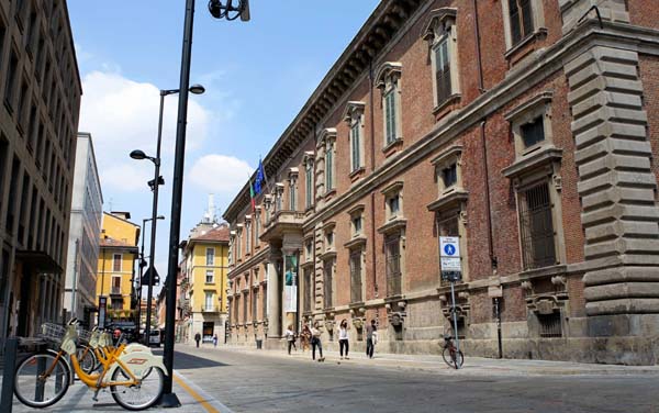 Brera resta la zona per vip: immobili a 12mila euro al mq Brera resta la zona per vip: immobili a 12mila euro al mq