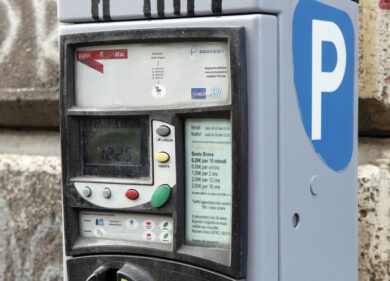 Grattino del parcheggio scaduto. Il giudice: le multe sono illegali