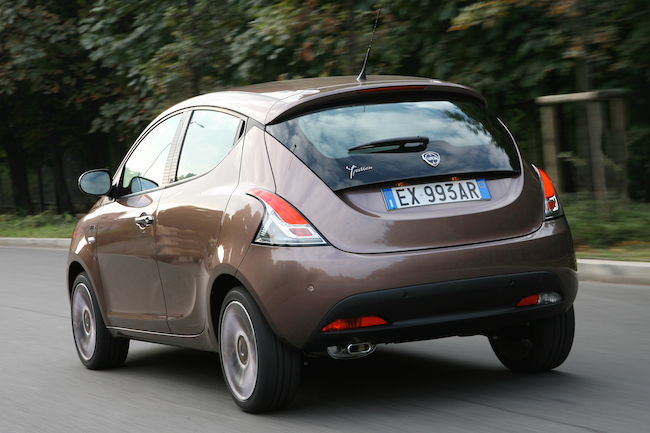 Nuova Ypsilon ELLE, la fashion city car per eccellenza