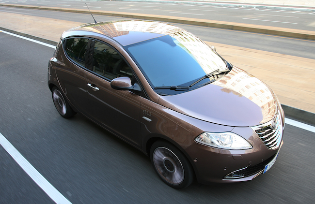 Nuova Ypsilon ELLE, la fashion city car per eccellenza