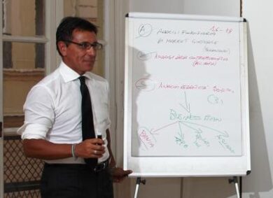 Tassi, ricatti, anatocismo, usura. Così le banche fregano i correntisti