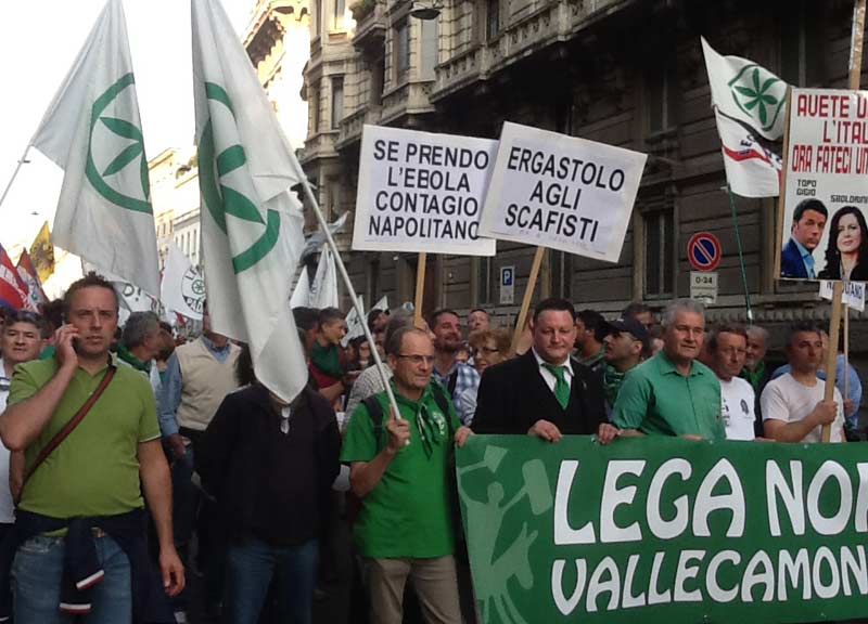 La Lega in piazza contro i migranti. Foto La Lega in piazza contro i migranti. Foto