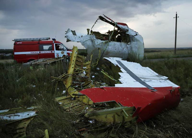 Aereo malese abbattuto, gli 007 tedeschi: missile sparato dai filorussi