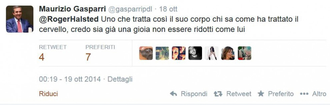 Rissa Gasparri-Fedez su Twitter. E il senatore insulta la fan sovrappeso Rissa Gasparri-Fedez su Twitter. E il senatore insulta la fan sovrappeso