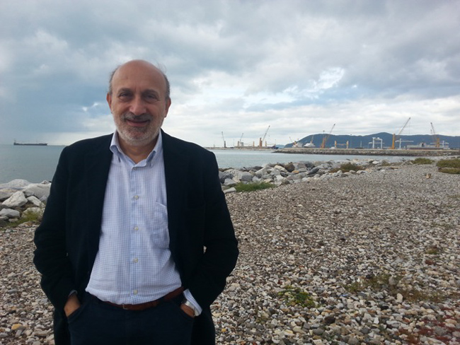 L’Italia? Non tutta va a rotoli. Ecco il libro che la salva. Intervista L’Italia? Non tutta va a rotoli. Ecco il libro che la salva. Intervista