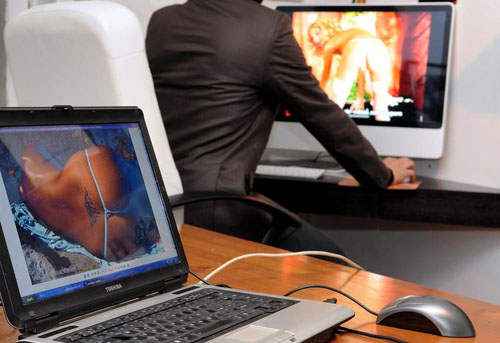 La realtà virtuale in camera da letto. Oculus XXX, così si fa il cybersex La realtà virtuale in camera da letto. Oculus XXX, così si fa il cybersex