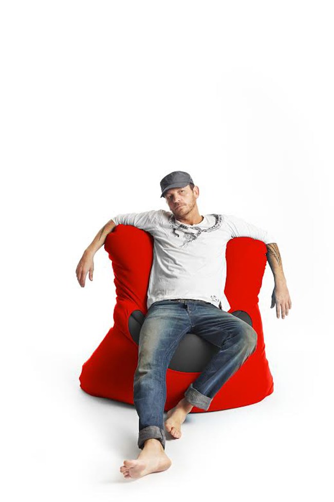 Affari ha scelto/ X-FIVE, il pouf che si ispira al windsurf Affari ha scelto/ X-FIVE, il pouf che si ispira al windsurf