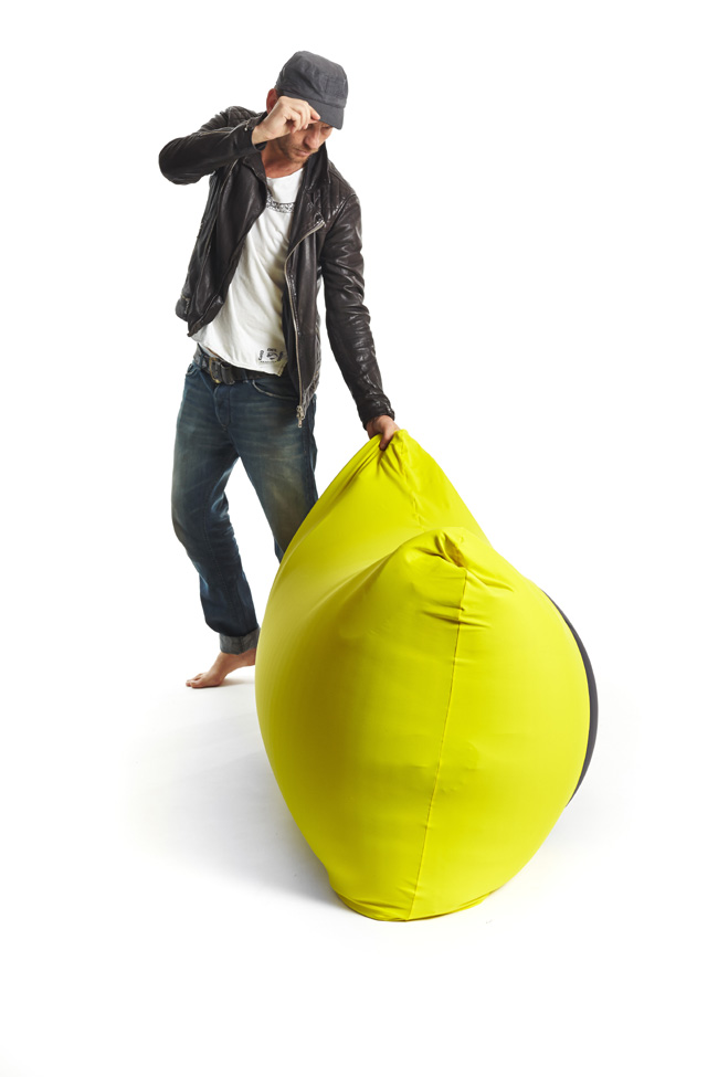 Affari ha scelto/ X-FIVE, il pouf che si ispira al windsurf Affari ha scelto/ X-FIVE, il pouf che si ispira al windsurf