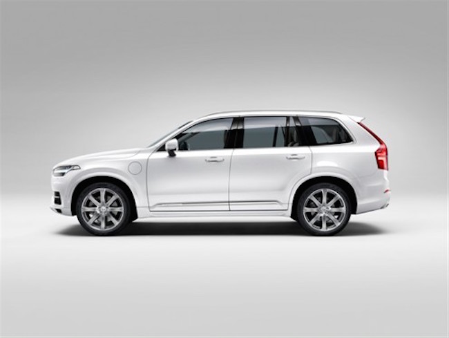 Volvo XC90: mix di potenza ed efficienza Volvo XC90: mix di potenza ed efficienza