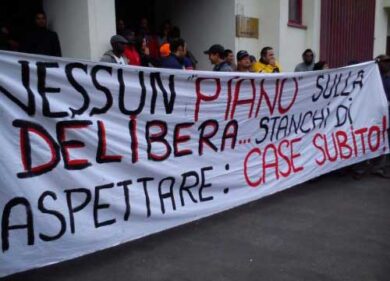 I movimenti per il diritto all’abitare occupano l’assessorato