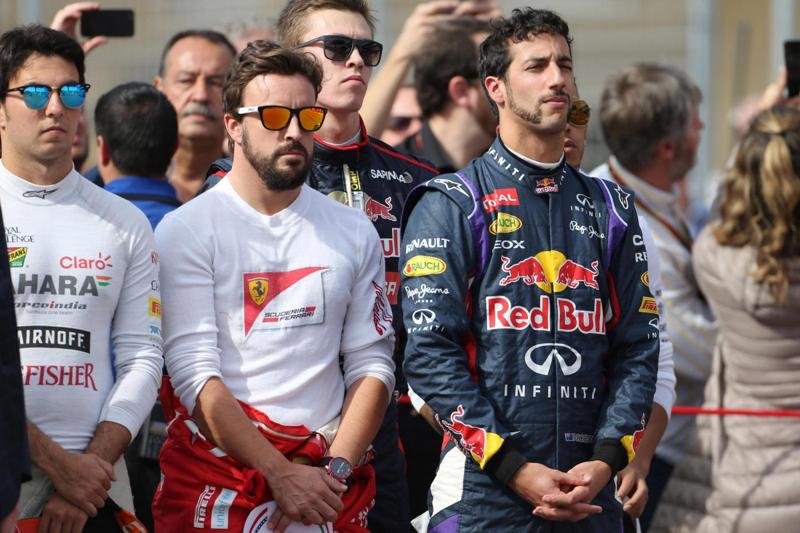 Hamilton: “Alonso vuole la mia Mercedes”. Ma andrà in McLaren Hamilton: “Alonso vuole la mia Mercedes”. Ma andrà in McLaren