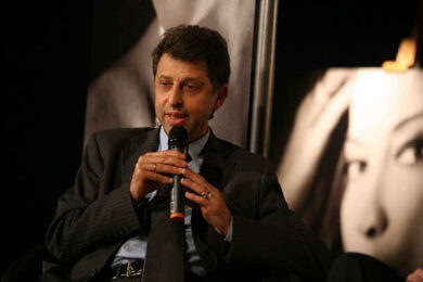 L’hard core è dna. Firmato  Schicchi. La rossa nipotina debutta con Colelli