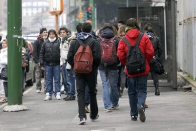 I funzionari europei tornano a scuola