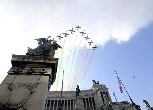 I romani a Matteo Renzi: “Presidente non mollare”