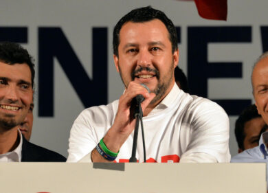 Forza Italia stoppa Salvini. Leader del Centrodestra? “E’ prematuro”