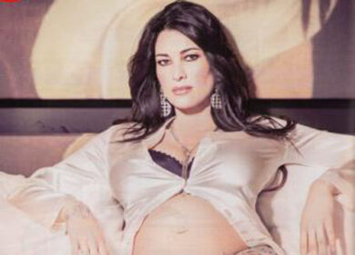 Manuela Arcuri si sposa