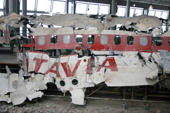 Volo 870, un mistero lungo 34 anni. Un check-in per la verità su Ustica Volo 870, un mistero lungo 34 anni. Un check-in per la verità su Ustica